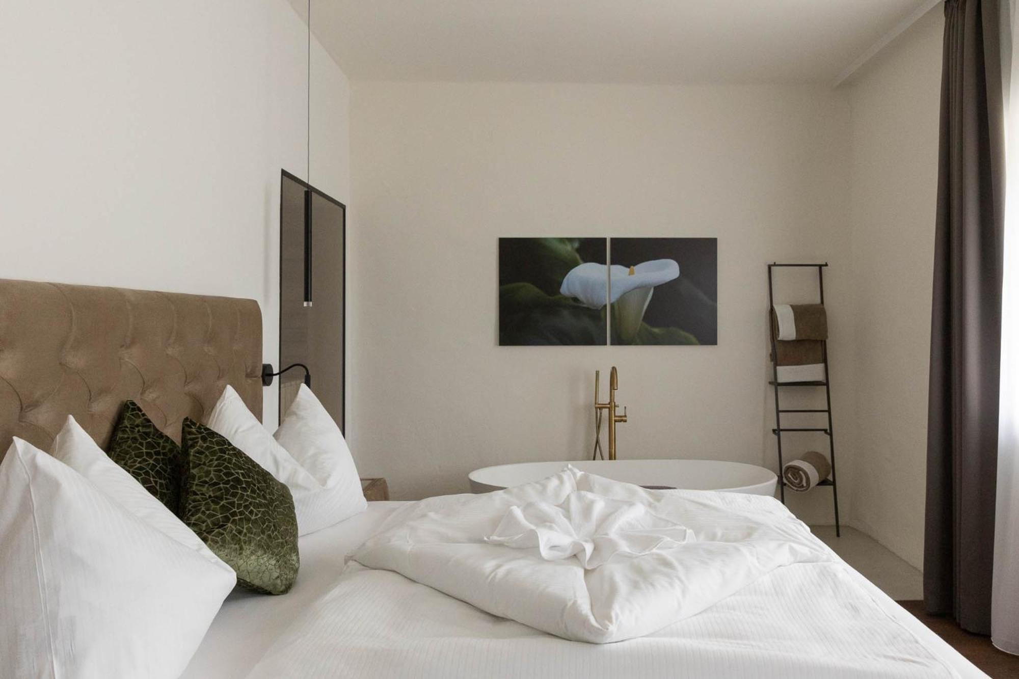 Ansitz Battisti Suites (Adults Only) カルダーロ 部屋 写真