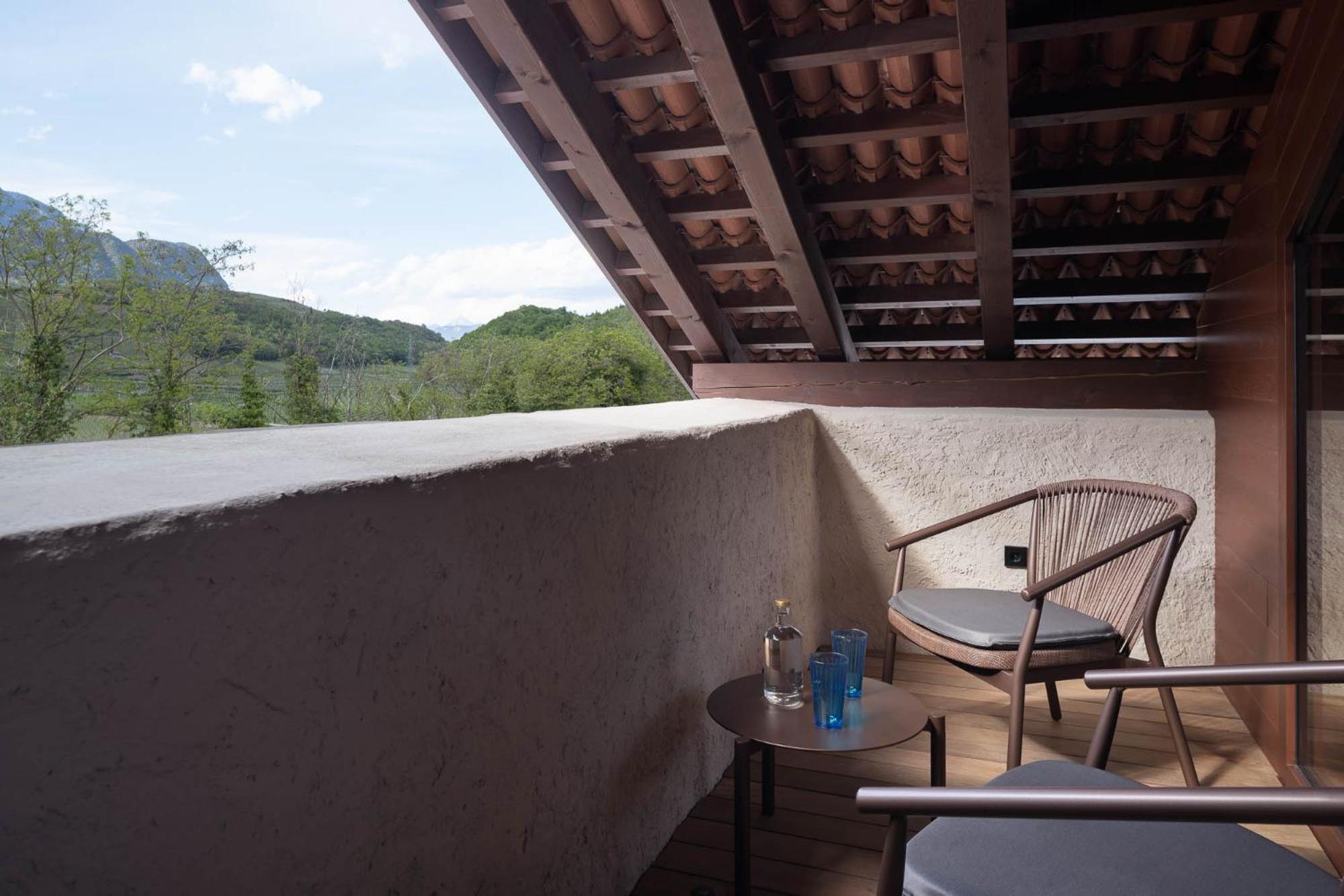 Ansitz Battisti Suites (Adults Only) カルダーロ 部屋 写真